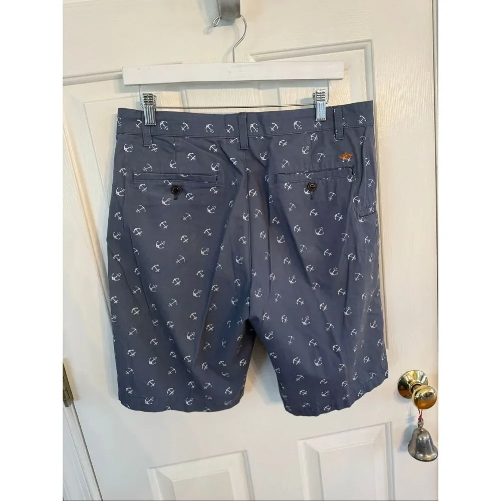 Dockers Gray White Anchors Bermuda Shorts sz 32 NWOT
